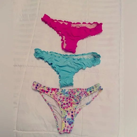 Victoria’s Secret Brazillian Bikini Bottoms 3 Pc Bundle🌸 - Picture 3 of 6